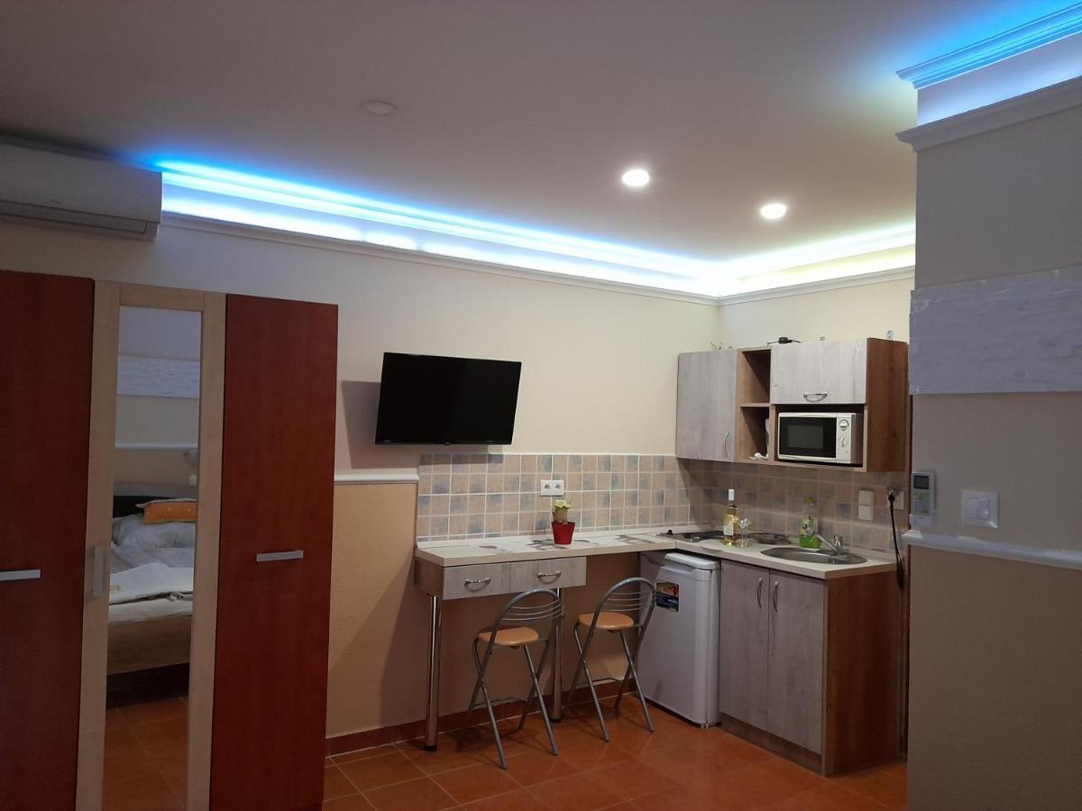 Andrea Apartman Гайдусобосло Екстер'єр фото