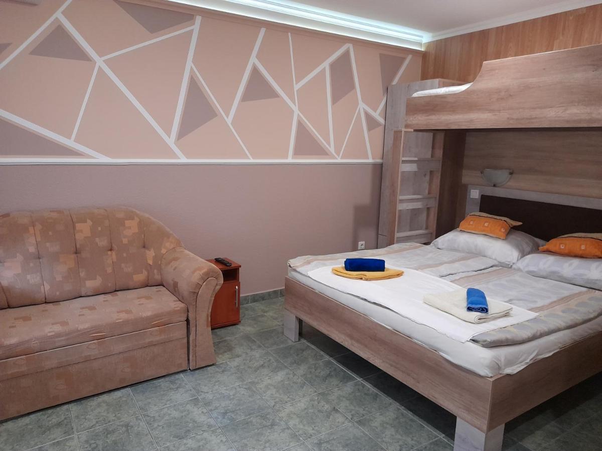 Andrea Apartman Гайдусобосло Екстер'єр фото